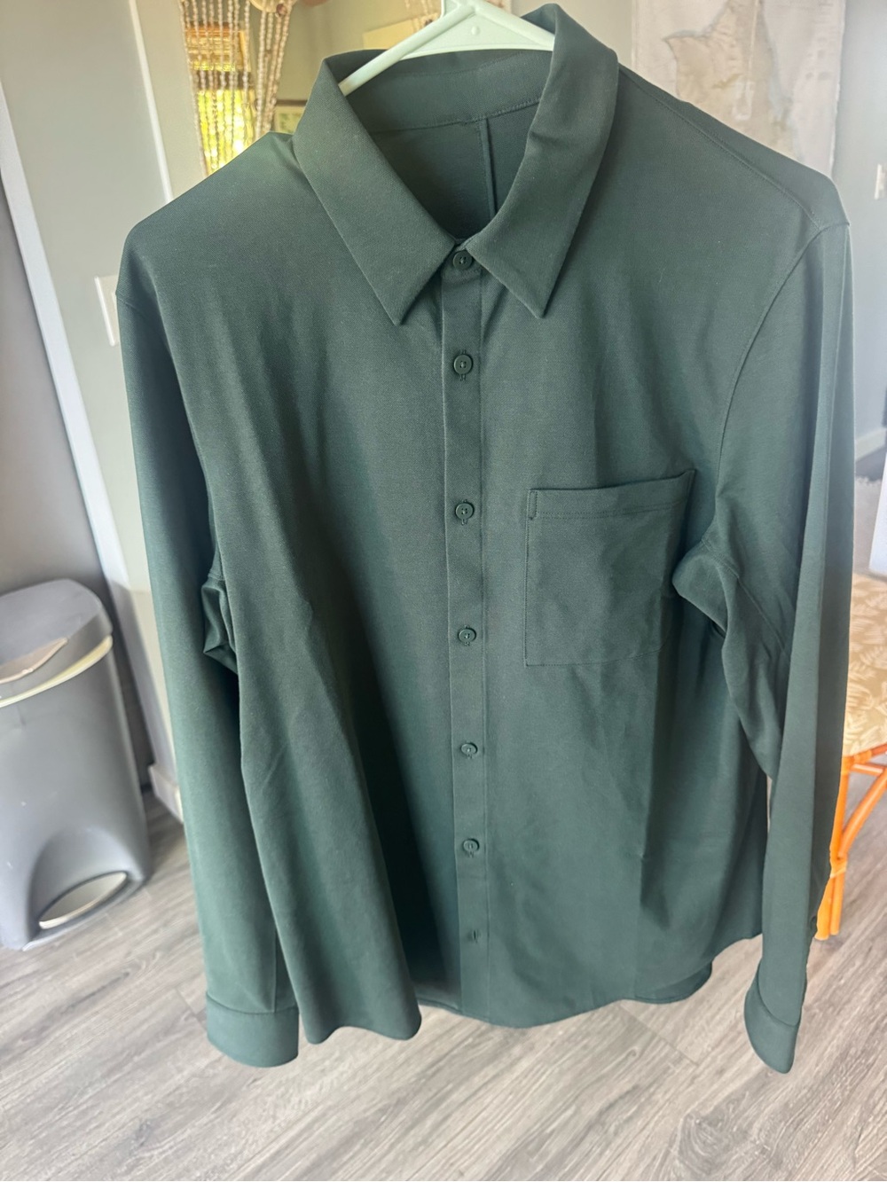 Lululemon Commission Long-Sleeve Shirt
Pocket
